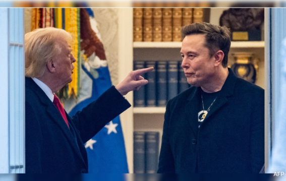 Trump Threatens Elon Musk with Deportation as Feud Over Budget Bill Escalates